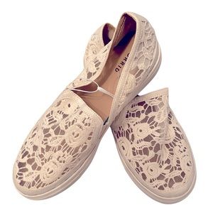 NWT Torrid Lace Sneakers Slip On
